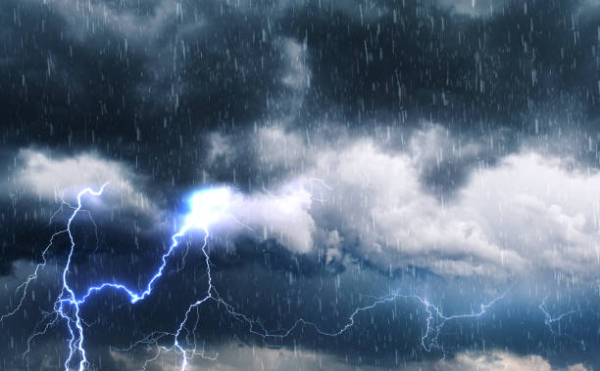 Грози та дощі накриють Волинь: відомі дати