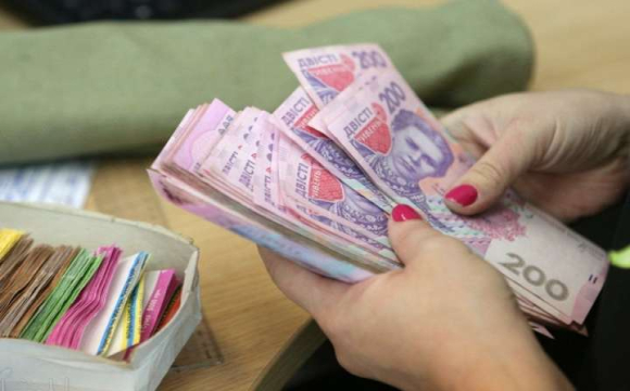 Які виплати може оформити дружина після смерті чоловіка