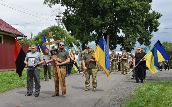У Луцькому районі попоращилсь із загиблим Героєм Богданом Романчуком