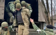 У мережі з'явилося відео із знущанням над українськими полоненими