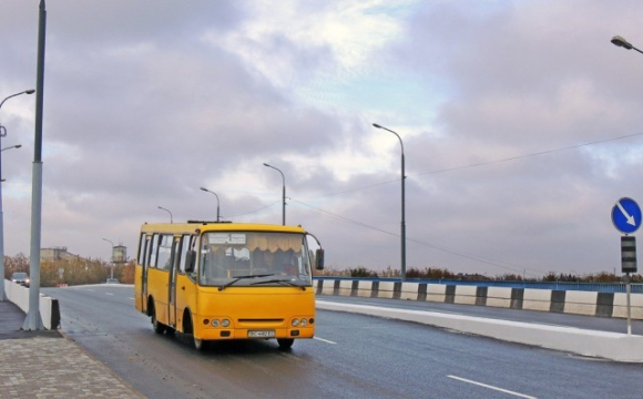 Біля Луцька водій маршрутки відмовився везти військовослужбовця: деталі