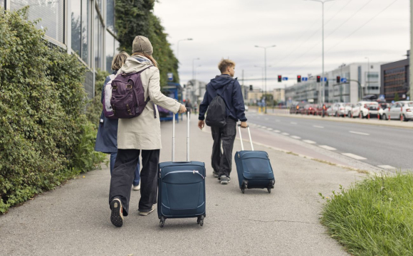 Українці масово переїжджають у села