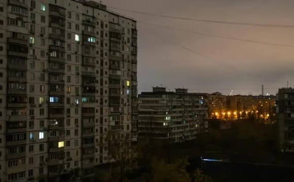 Стало відомо, чи запровадять графіки відключень світла в Україні найближчим часом