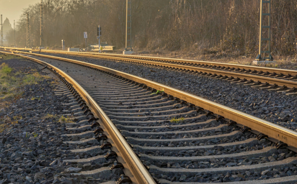 На залізниці трагічно загинули 13 людей