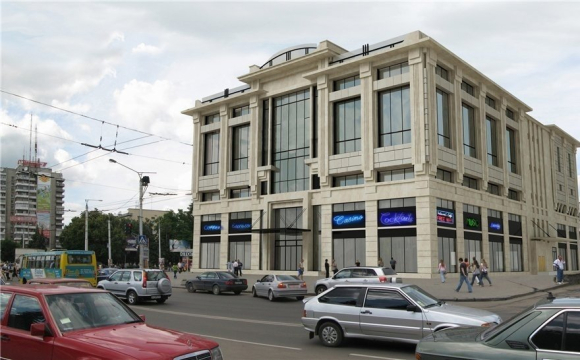 У Луцьку біля ЦУМу працівники ТЦК напали на чоловіка та застосували перцевий газ