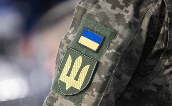 У Луцьку військовий жорстоко побив чоловіка та обікрав його