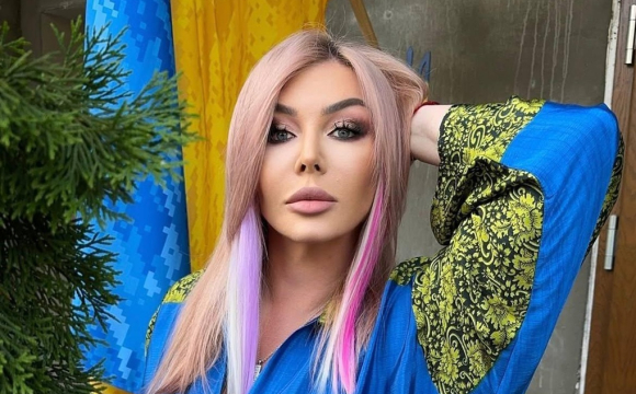 Відома українська співачка кардинально змінила зовнішність