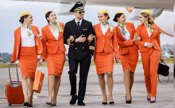 Стюардеси почали пропонувати інтимні послуги: винен - карантин. ФОТО