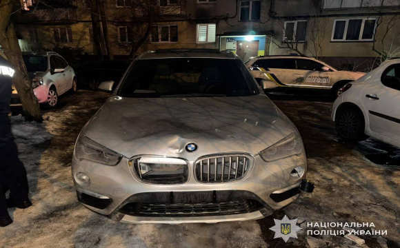 ДТП на пішохідному переході: водій збив жінку і втік з місця аварії