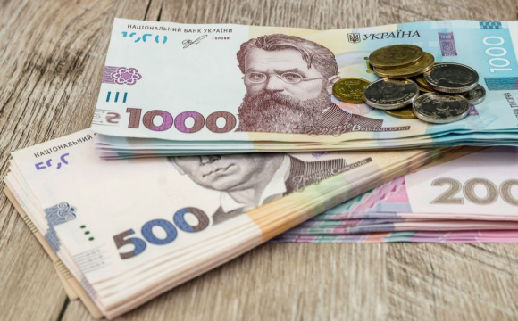 В Україні зросла середня зарплата: кому платять найбільше