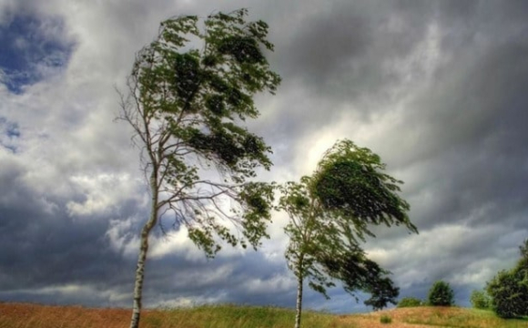 На заході України розпочався осінній шторм