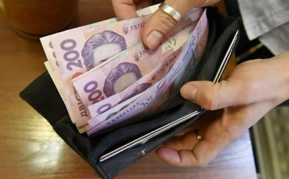 Хто в Україні може отримати соціальні виплати