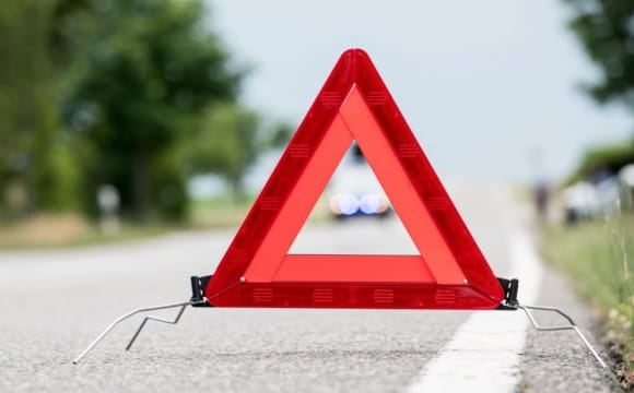 У Польщі мікроавтобус з українцями злетів з дороги і перекинувся: деталі