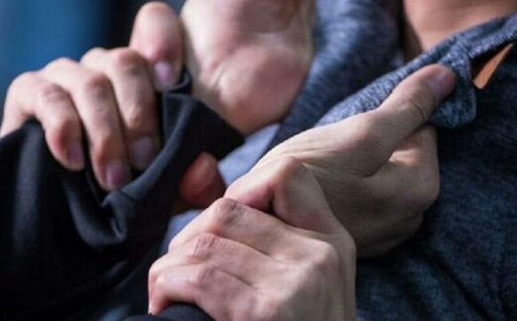 У Луцьку п'яний чоловік побив знайомого під час сварки