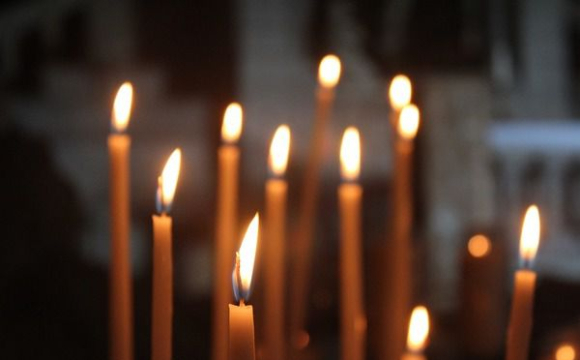 Чи вважається гріхом не ходити до церкви щонеділі: відповідь священника