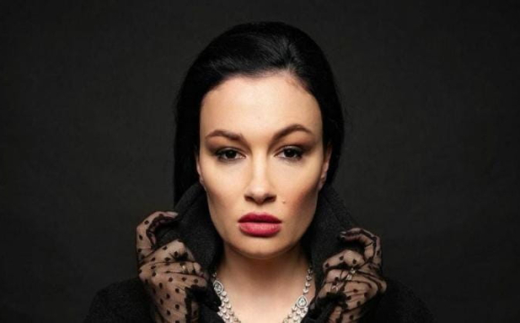 Відома українська співачка різко відповіла на критику щодо мовного питання