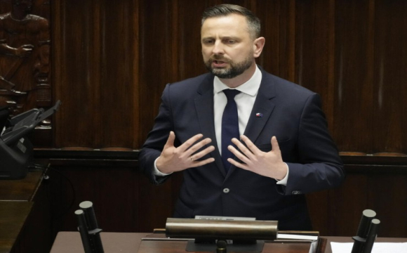 Знову Бандера: міністр оборони Польщі зробив гучну заяву щодо вступу України в ЄС