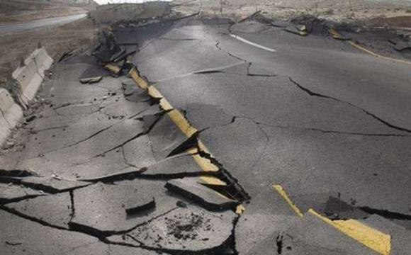 Через землетрус загинули десятки людей, є масштабні руйнування