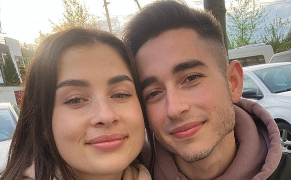 Відомий співак розлучився з дружиною після шести років стосунків