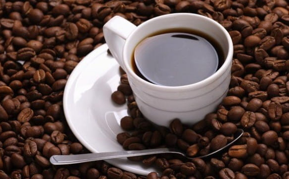 Ці ліки категорично не можна запивати кавою: небезпечні поєднання