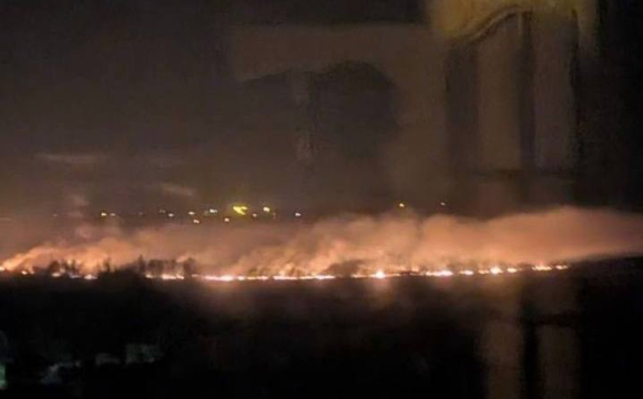 У Львівській області спалахнула масштабна пожежа