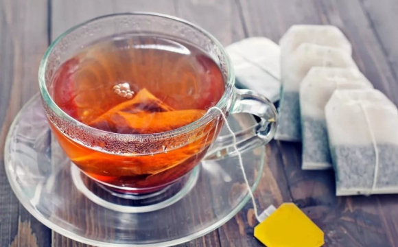 Стало відомо, скільки разів можна заварювати чайний пакетик