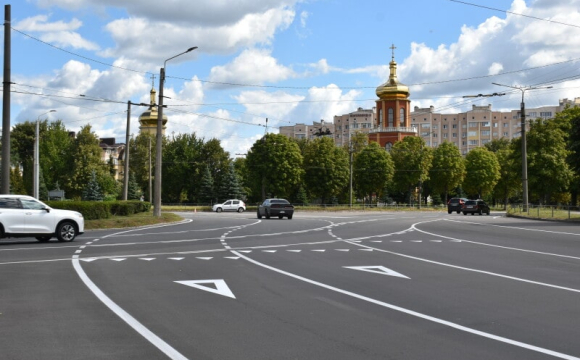 У Луцьку наносять нову дорожню розмітку: що зміниться