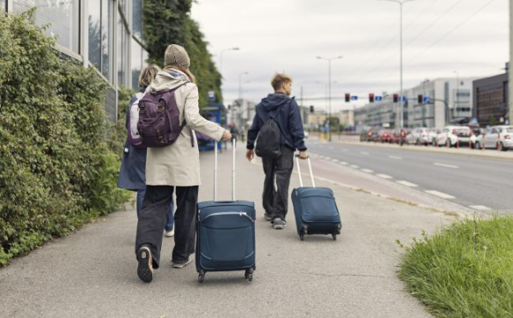 Ураїнців закликають негайно виїхати з країни
