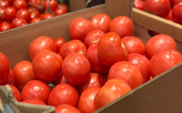 Ціни злетіли в космос: в Україні різко подорожчали помідори