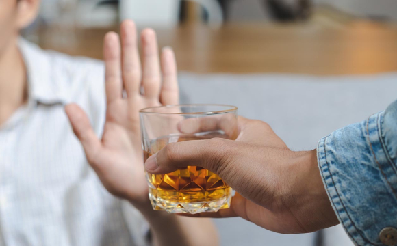 Лікарі назвали алкоголь, від якого можна повністю осліпнути