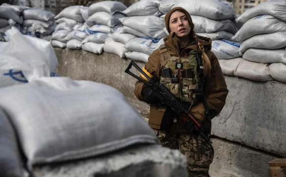 В Україні триває добровільна мобілізація жінок: чи будуть зміни