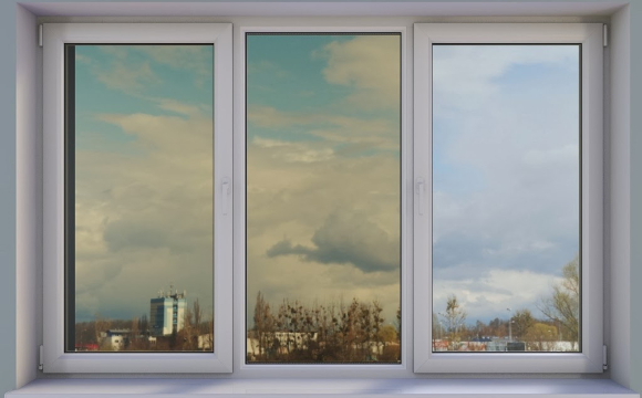 Українців закликали терміново заклеїти вікна: у чому причина