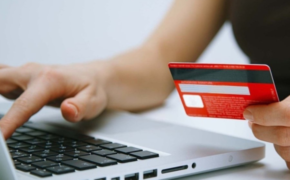 Яку суму переказів українців тепер будуть жорстко контролювати