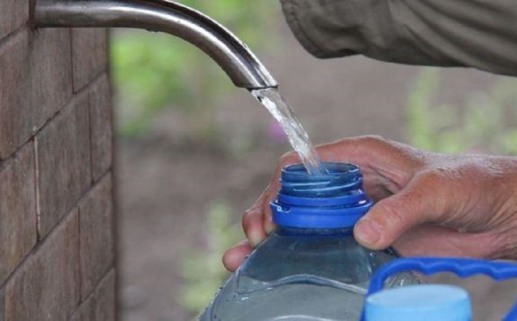 Українців закликають робити запас по 10-15 літрів води щодня