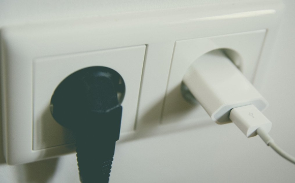 Як українські сім’ї можуть заощадити 8 тисяч гривень на електроенергії