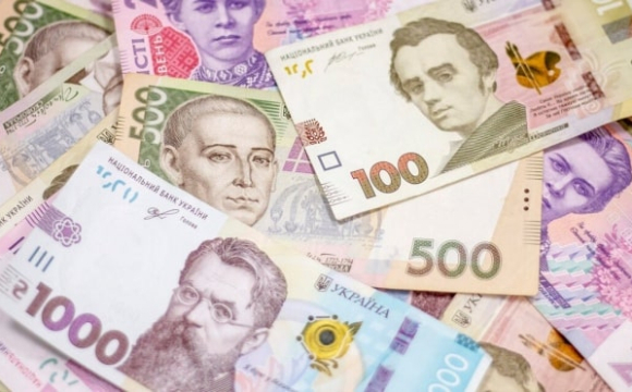 Як українцям не можна використовувати свої гроші