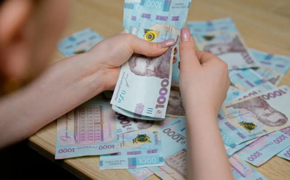 Одній категорії українців хочуть суттєво підвищити зарплату