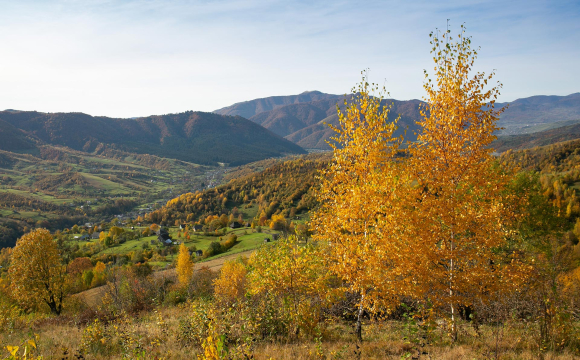 У горах біля озера знайшли тіла двох чоловіків