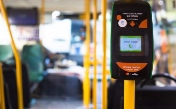 Водій маршрутки вимагав гроші з пільговика: що його чекає