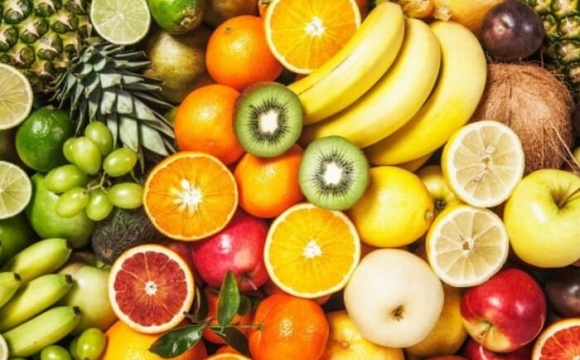 Українців попередили про небезпеку популярного фрукта