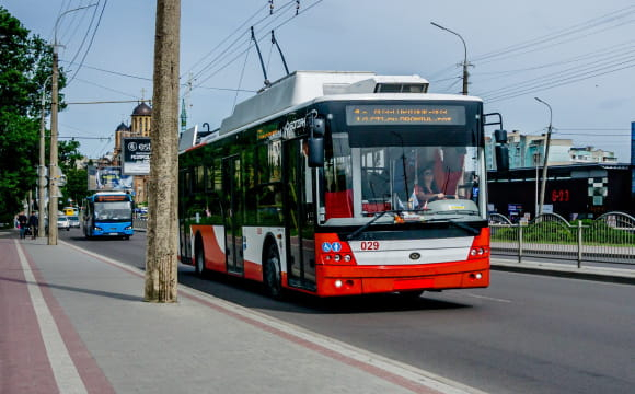 Стало відомо, як працюватиме громадський транспорт на Великдень у Луцьку