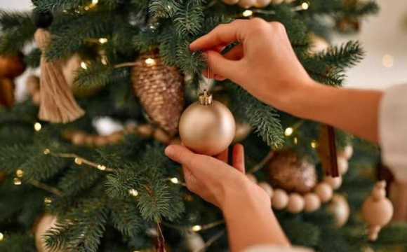 Які іграшки не варто вішати на ялинку