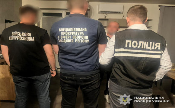 Корупція в ТЦК: правоохоронці затримали групу українських військових