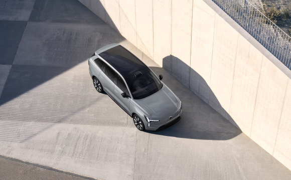 Дизайн і функціональність електричного Volvo EX90?