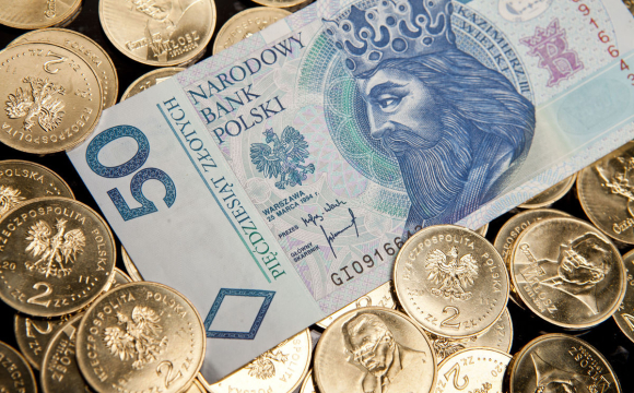 Українцям у Польщі більше не будуть платити: кого стосується