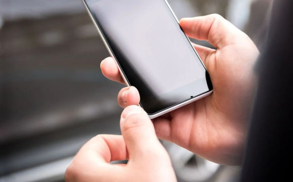 Названі 5 ознак того, що ваш телефон заражений вірусами