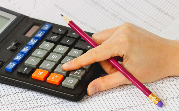 Українцям радять купувати страховий стаж