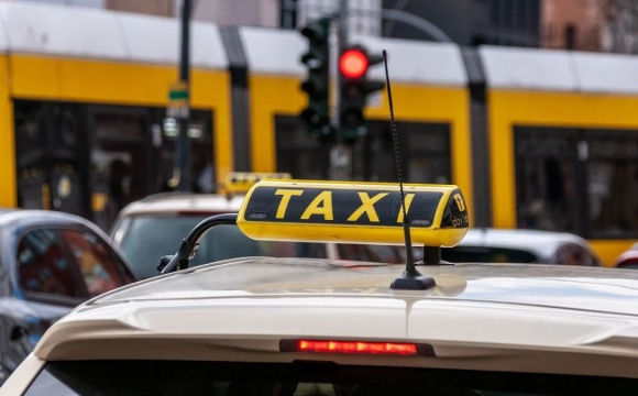 В Україні різко подорожчає таксі