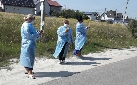 Жителів міста на заході України зикликали без потреби не виходити з дому