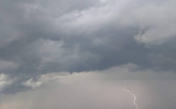 Українців попереджають про різкий перепад температур